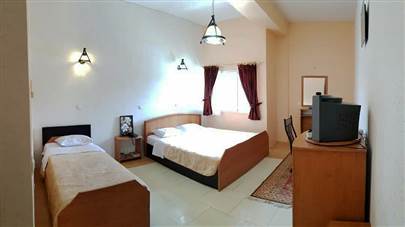 اتاق سه تخته هتل همام اصفهان اتاق سه تخته هتل همام اصفهان